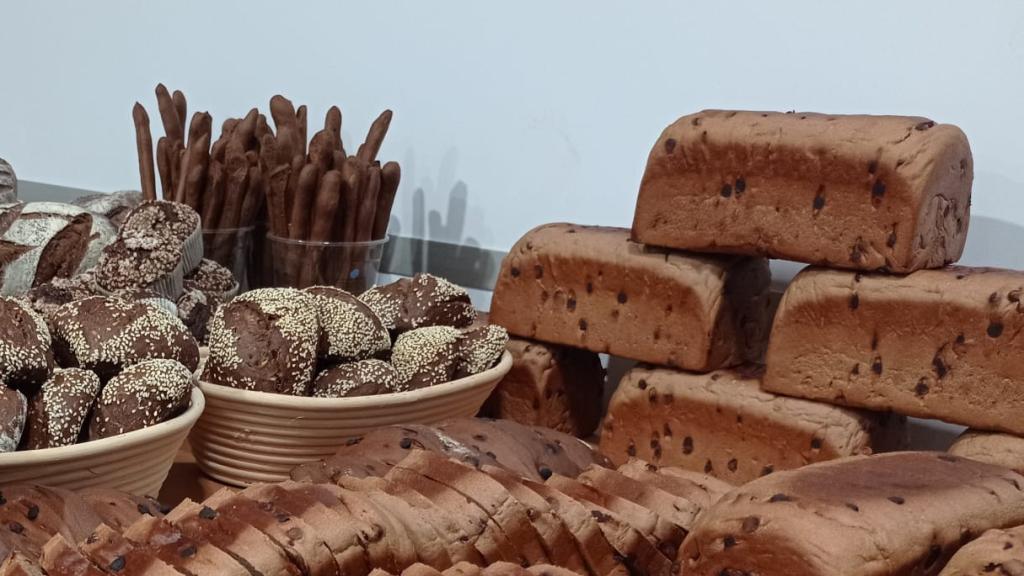 Ni chocolate ni trigo, este es el curioso ingrediente rico en fibra y minerales que usan los pasteleros de Valencia