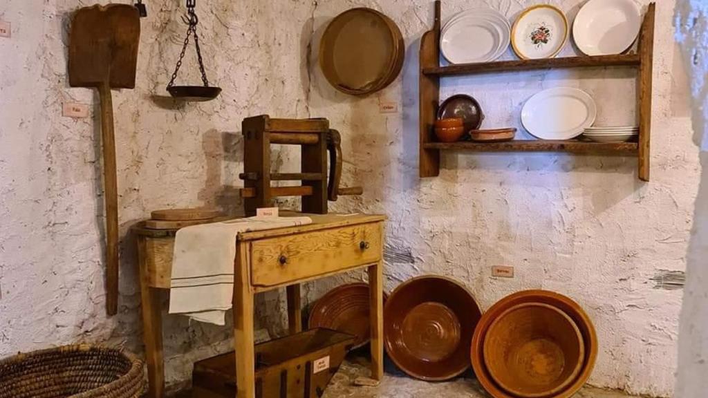 Una imagen de las Casas Cueva de Trigueros del Valle