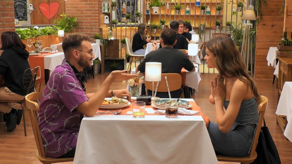 Juande y Emma protagonizaron cita este viernes en 'First Dates'.