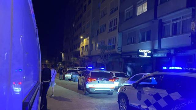 Momento de la detención en la calle Juan Varela