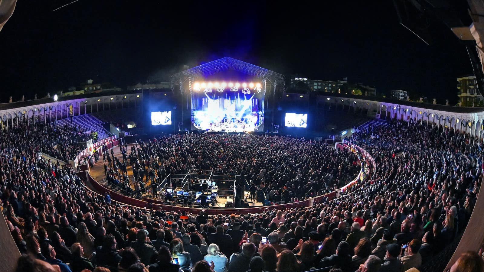 Lleno de Manolo García en Albacete