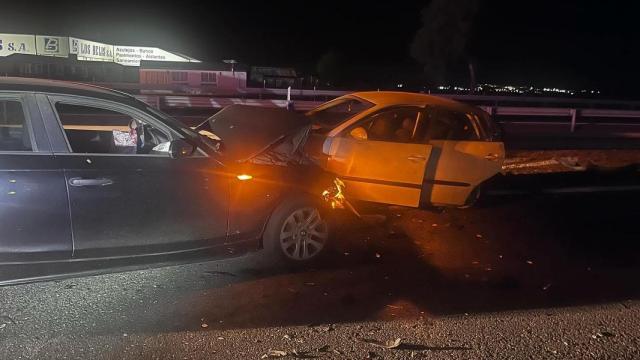 Un accidente de madrugada en la A-42 en Illescas se salda con seis heridos. Fotos: Policía Local de Illescas