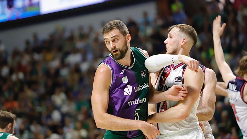 David Kravish durante el Unicaja vs. Baskonia