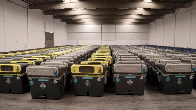 Nuevos contenedores que se reemplazarán en la ciudad de Valencia. EE