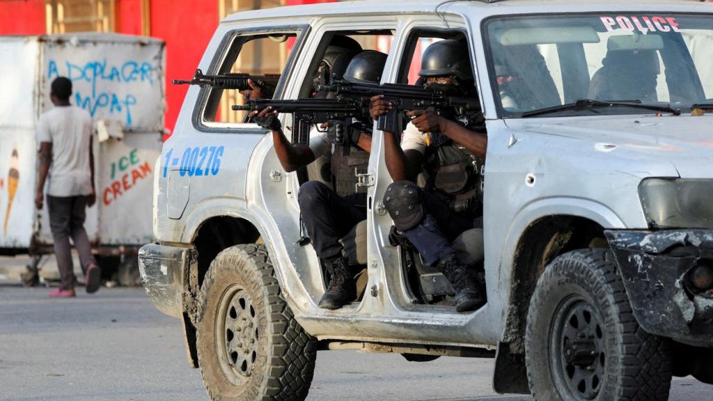 Agentes de Policía en un ataque en Haití.