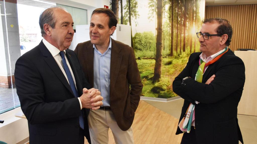 De izquierda a derecho: Cipriano García, Conrado Íscar y Narciso Prieto Martín