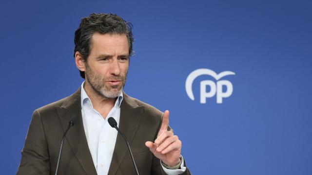 El portavoz del PP, Borja Sémper, este lunes en rueda de prensa desde Génova.