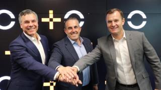 De izq. a dcha,: Germán López (COO de Masorange), Víctor del Pozo (director general de Innovación, Alianzas y Nuevos Servicios de Masorange) y Meinrad Spenger (consejero delegado de Masorange)