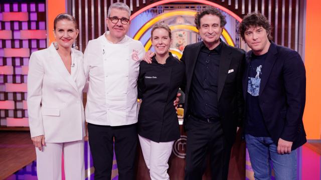 En el plató de MasterChef, de izquierda a derecha, Samantha Vallejo-Nágera, Florentino Fernández, Cristina Oria, Pepe Rodríguez y Jordi Cruz.