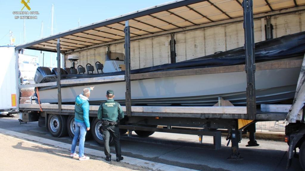 Imagen de una narcolancha incautada por la Guardia Civil.