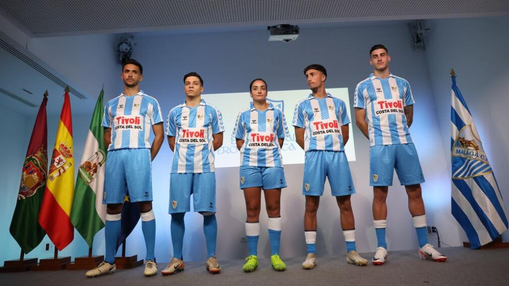 Presentación de las nuevas camisetas de edición limitada del Málaga C.F.