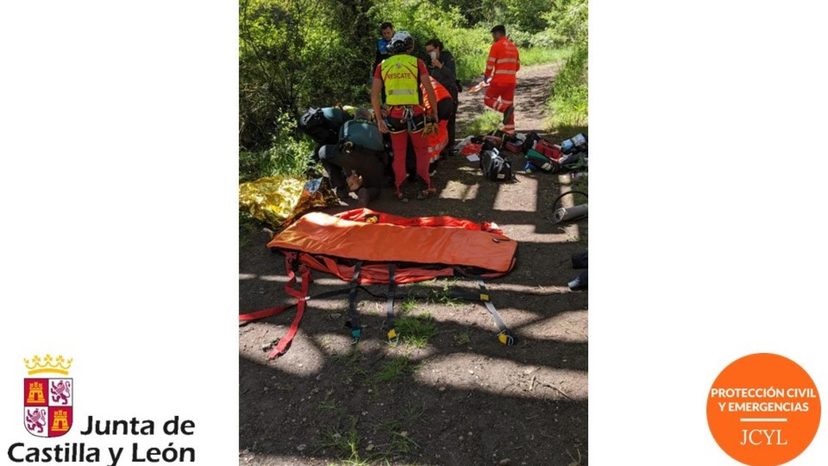 Momento en que fue auxiliado el ciclista en Tudela de Duero