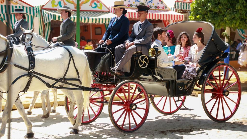 El Ayuntamiento plantea retrasar el horario de inicio del Paseo de Caballos en la Feria de 2025