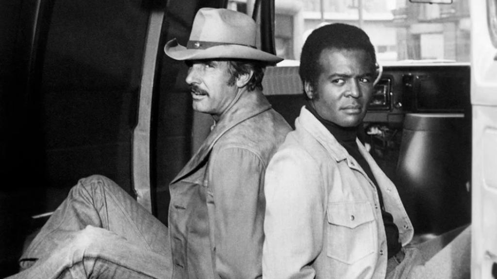 Terry Carter y Dennis Weaver en ‘McCloud.’
