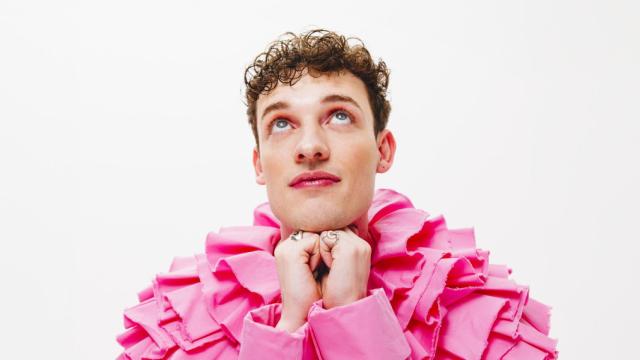 Nemo el artista suizo es el favorito para ganar Eurovisión.