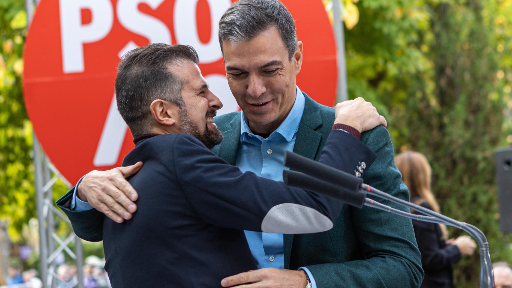 Luis Tudanca junto a Pedro Sánchez en una imagen de archivo