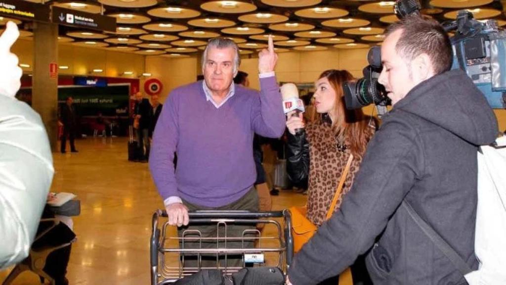 Itxaso Mardones fue la reportera a quien Luis Bárcenas, extesorero del PP, hizo una peineta en 2013.