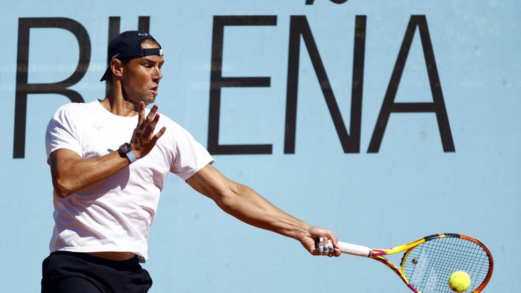 Rafa Nadal, durante un entrenamiento en el Mutua Madrid Open.