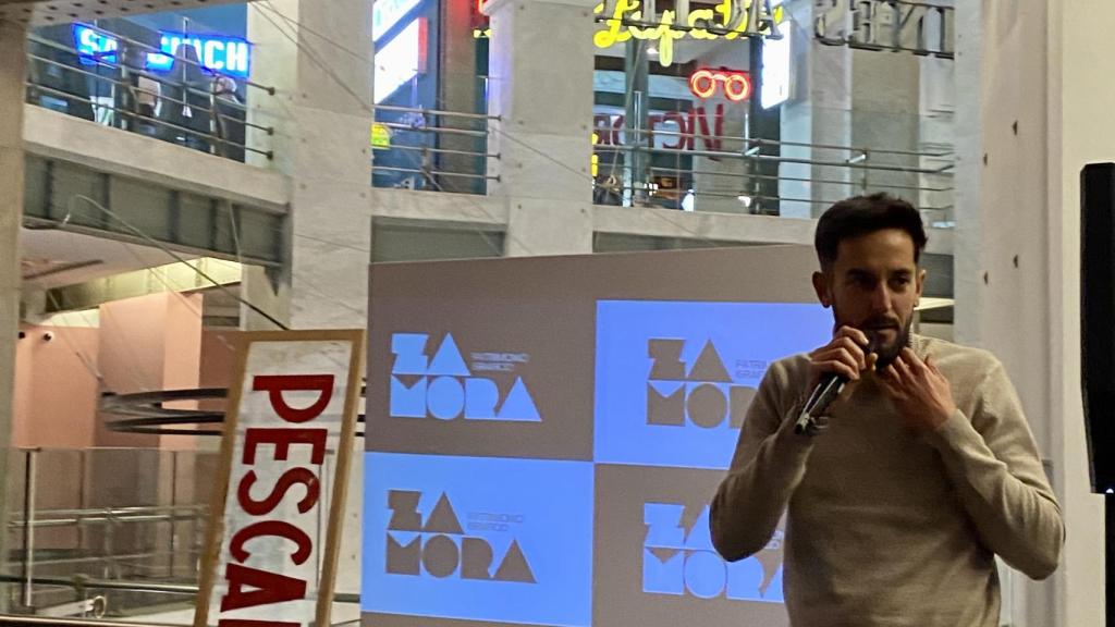 Javier en el encuentro del proyectos de la Red Ibérica en Defensa del Patrimonio Gráfico
