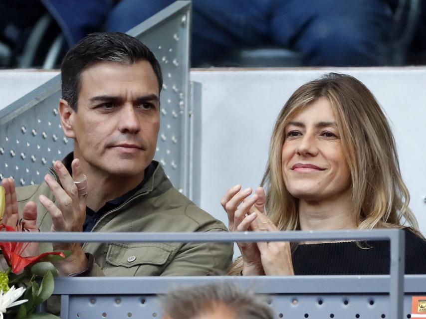 Pedro Sánchez junto a Begoña Gómez.