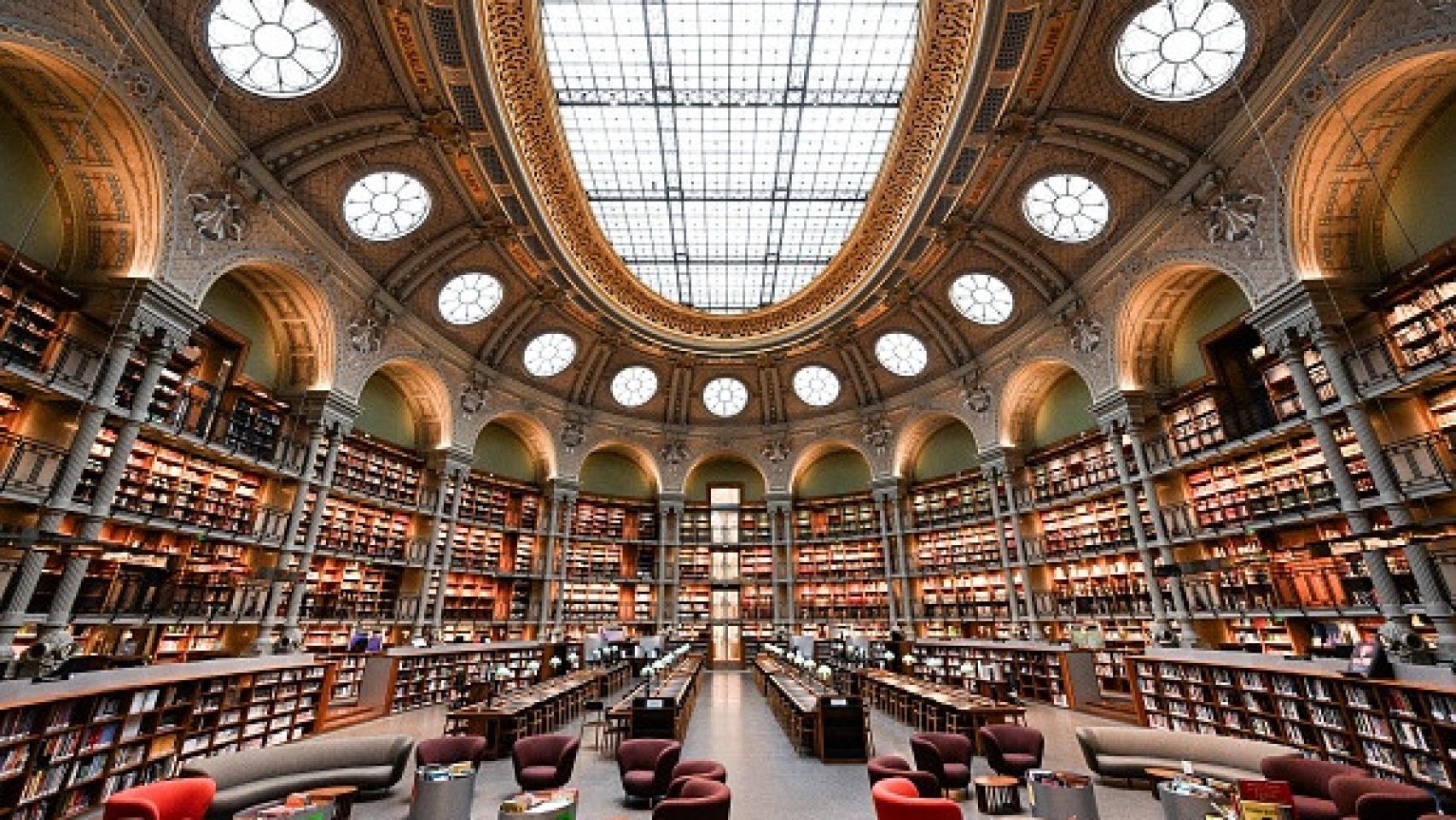 Imagen de archivo de la Sala Oval Richelieu de la Biblioteca Richelieu-Louvois en la Biblioteca Nacional de Francia.