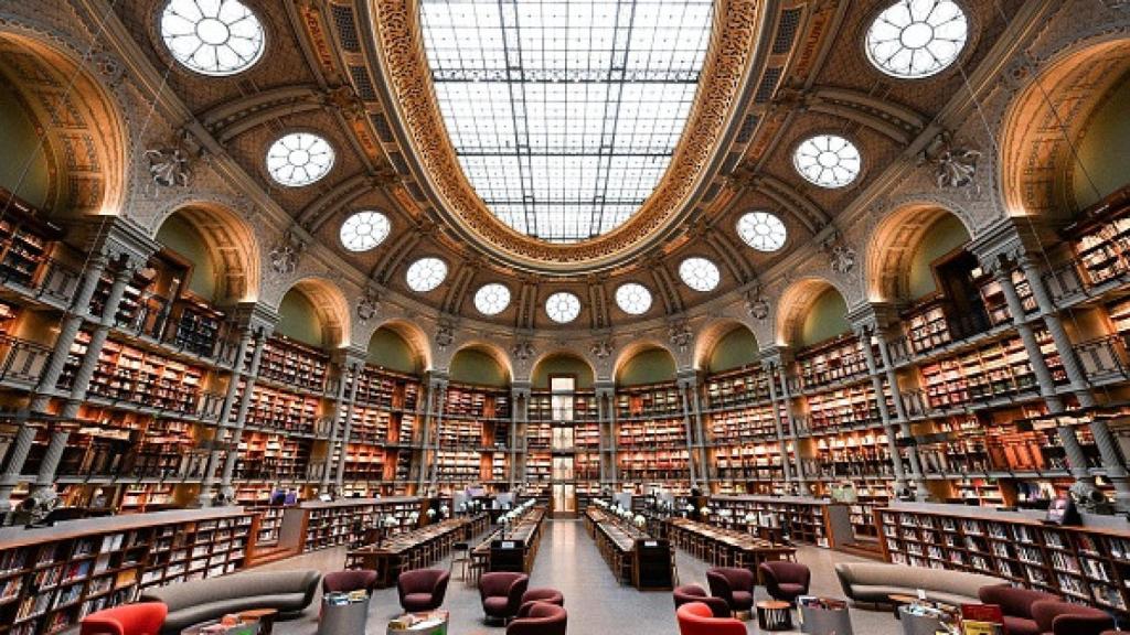 Imagen de archivo de la Sala Oval Richelieu de la Biblioteca Richelieu-Louvois en la Biblioteca Nacional de Francia.