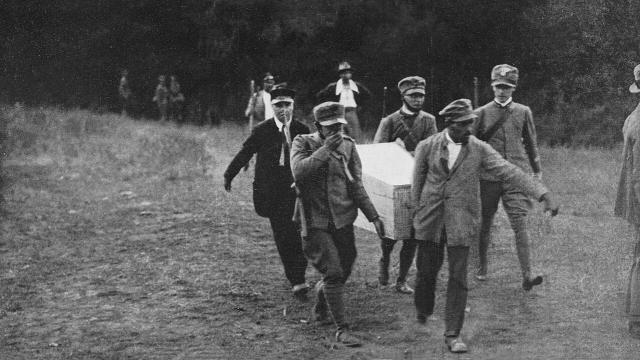 El cadáver de Giacomo Matteotti apareció en un bosque cerca de Roma.
