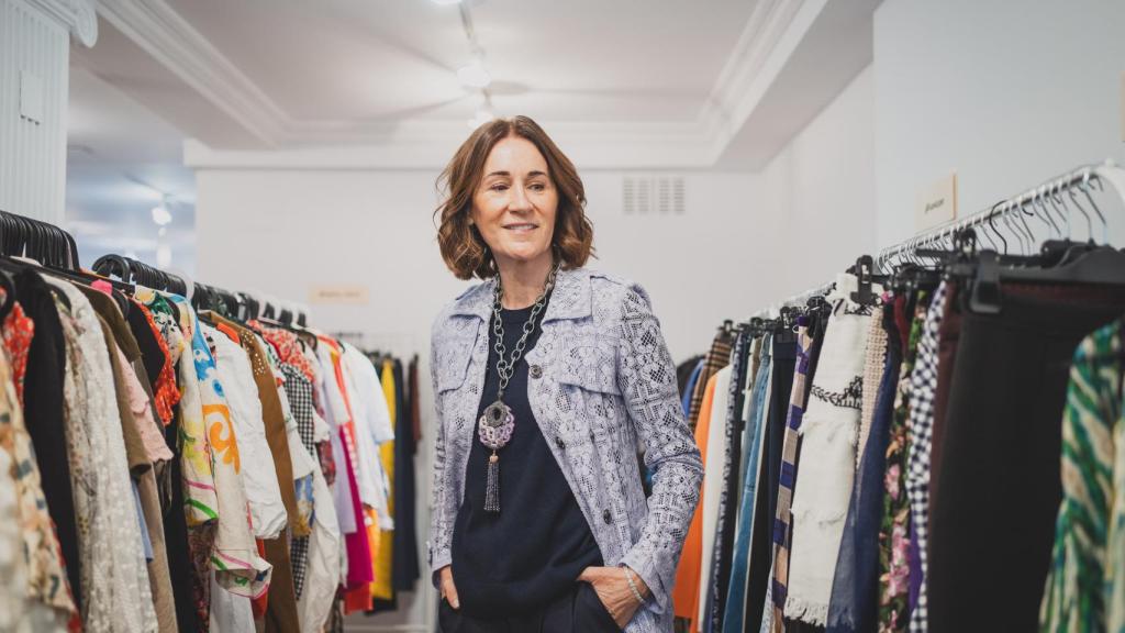 Isabel Sánchez-Lozano en el primer mercadillo con HIBUY