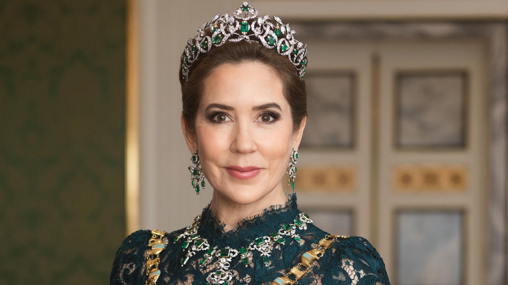 La esposa de Federico X, en un nuevo posado real.