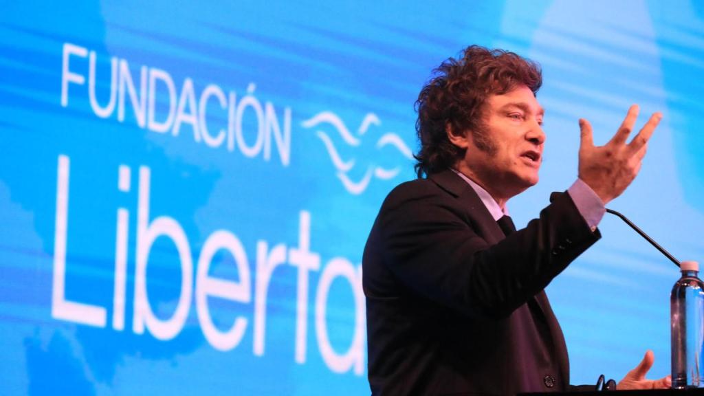 El presidente de Argentina, Javier Milei, en una cena organizada por la Fundación Libertad