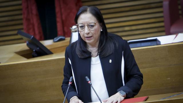 La presidenta de las Cortes Valencianas, Llanos Massó, este jueves