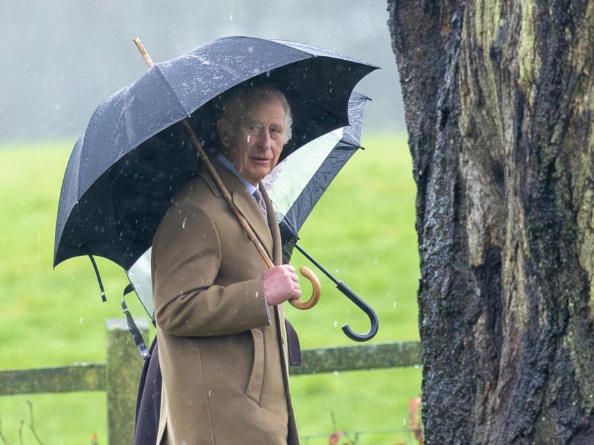 Carlos III, inmortalizado en Sandringham, en febrero de 2024.