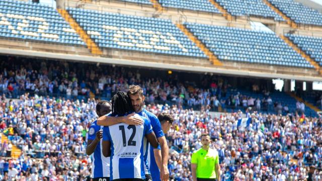 El Hércules lucha por el ascenso este domingo y se verá en À Punt.