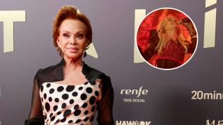 Paloma San Basilio en los Premios Talía y Mery Bas de Nebulossa