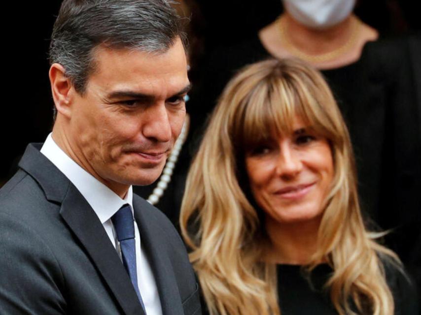 Pedro Sánchez junto a Begoña Gómez.