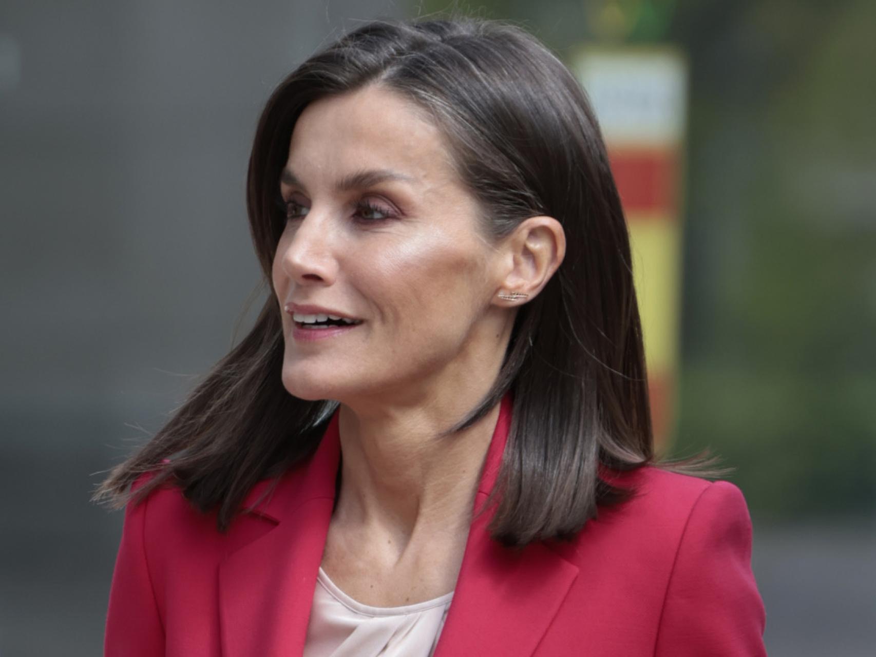 La Reina, a su llegada al acto.