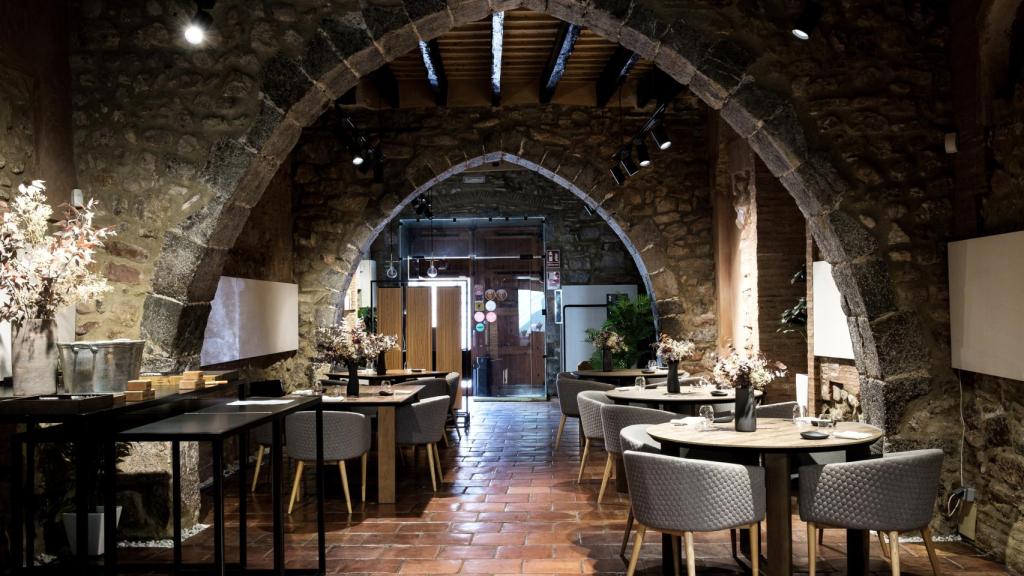 Interior del restaurante Arrels.