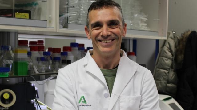 Daniel Gómez, el investigador que ha desarrollado esta terapia innovadora.