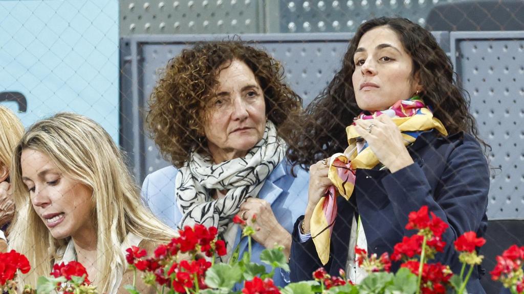 Xisca Perelló, junto al resto de la familia del tenista español.