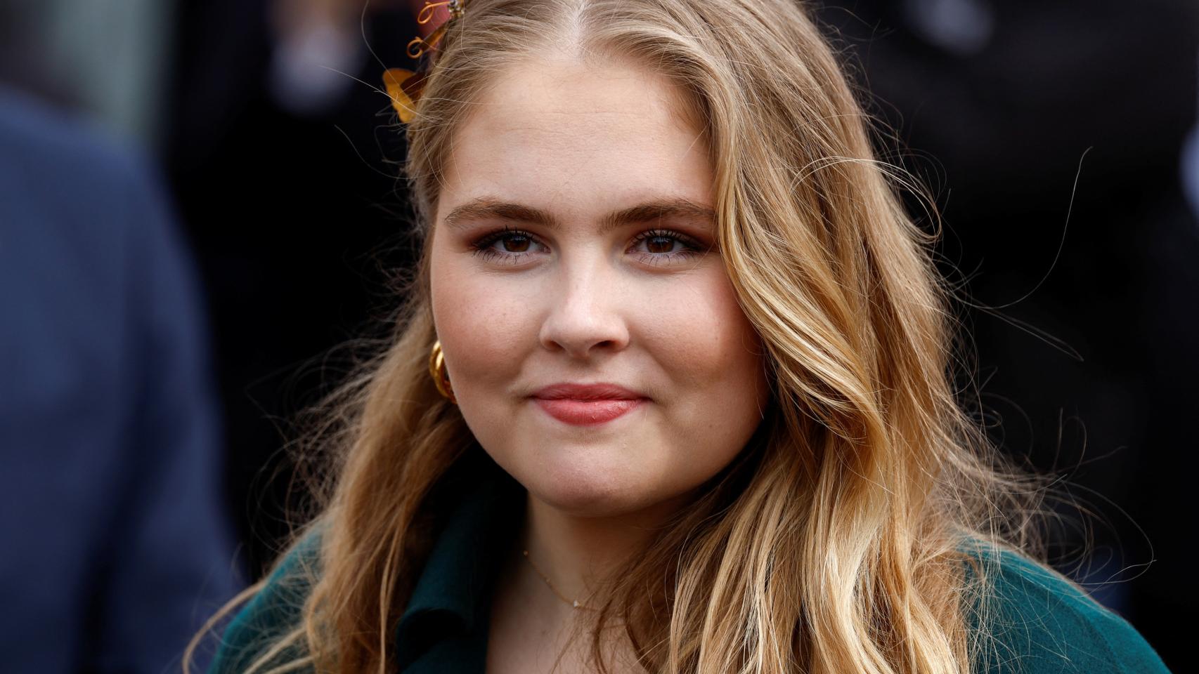 La princesa holandesa Catalina Amalia de Orange asiste a las celebraciones del Día del Rey (Koningsdag), 27 de abril de 2024