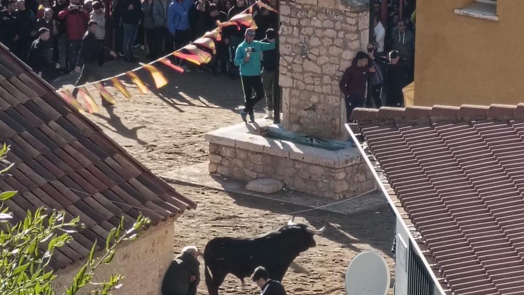 Suelta de toros en Chiloeches. Fotografía: Protección Civil.