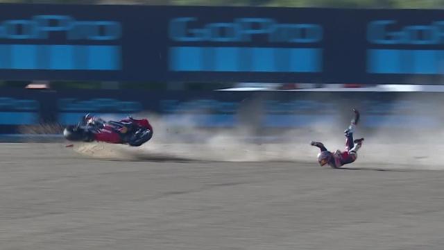 Momento del accidente de Pedro Costa en Jerez.