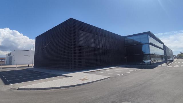 Imagen de la nave que acogerá una tienda de Nike y un gimnasio junto al centro Plaza Mayor.