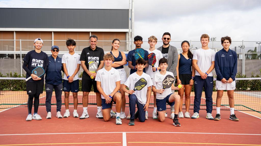 La Rafa Nadal Academy by Movistar inaugura su primera pista de pickleball