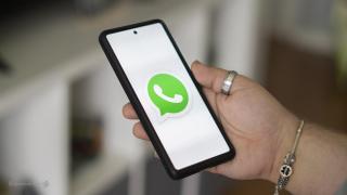 La sencilla acción de WhatsApp para crear tus propios stickers personales sin tener que salir de la app