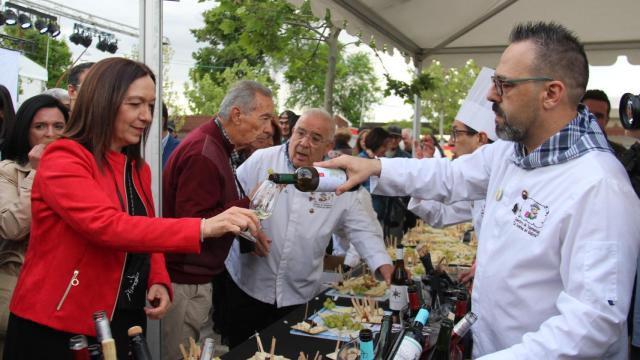 Rosa Melchor en la Feria de los Sabores de Alcázar de San Juan. Foto: Ayuntamiento.