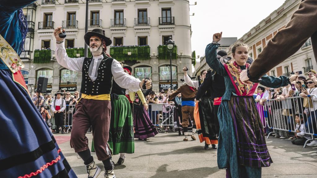 El espectáculo 'Arrabel' en la Puerta del Sol de Madrid.