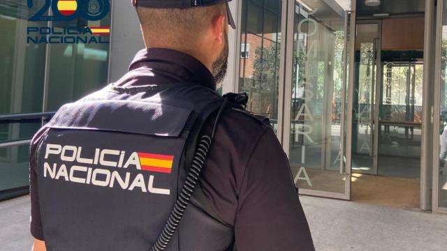 Agente de la Policía Nacional.