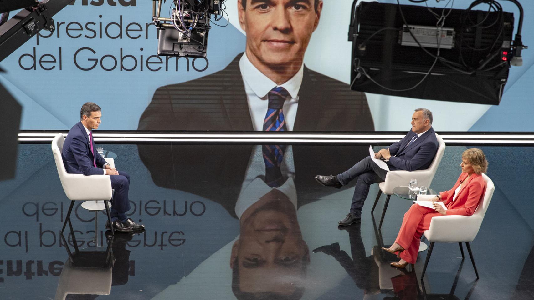 Pedro Sánchez pincha en audiencia con su primera entrevista en televisión: firma un discreto 11,9% de share