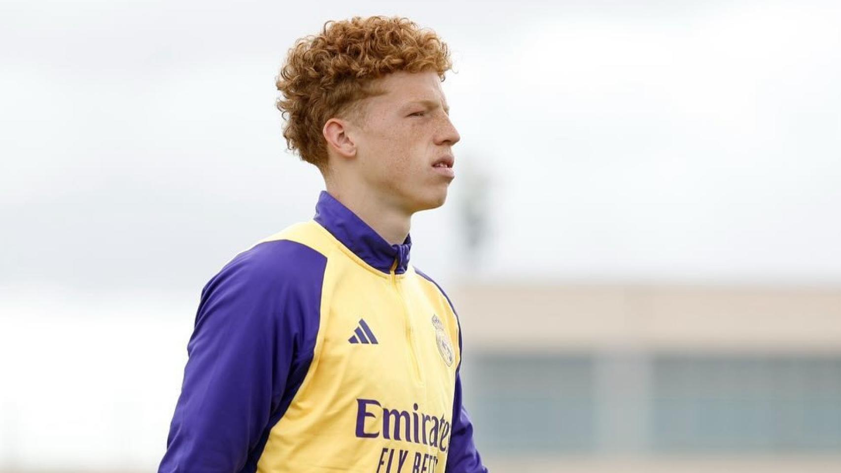 Jeremy de León, en un entrenamiento con el Real Madrid